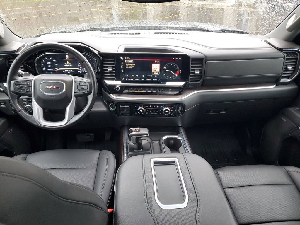 Used 2022 GMC Sierra 1500 SLT w/ SLT Premium Plus Package AWD/4WD image 10