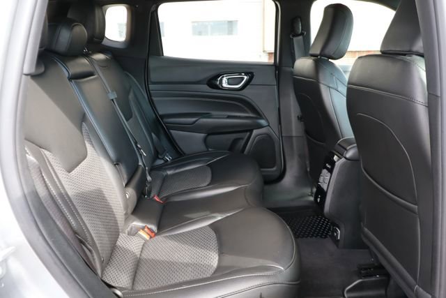 Used 2022 Jeep Compass Altitude w/ Convenience Group image 40