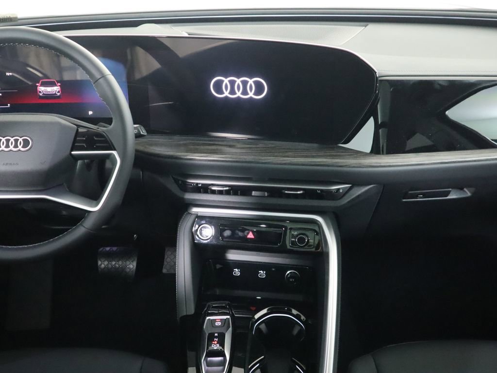 Used 2025 Audi Q5 Premium w/ Convenience Package AWD/4WD image 16