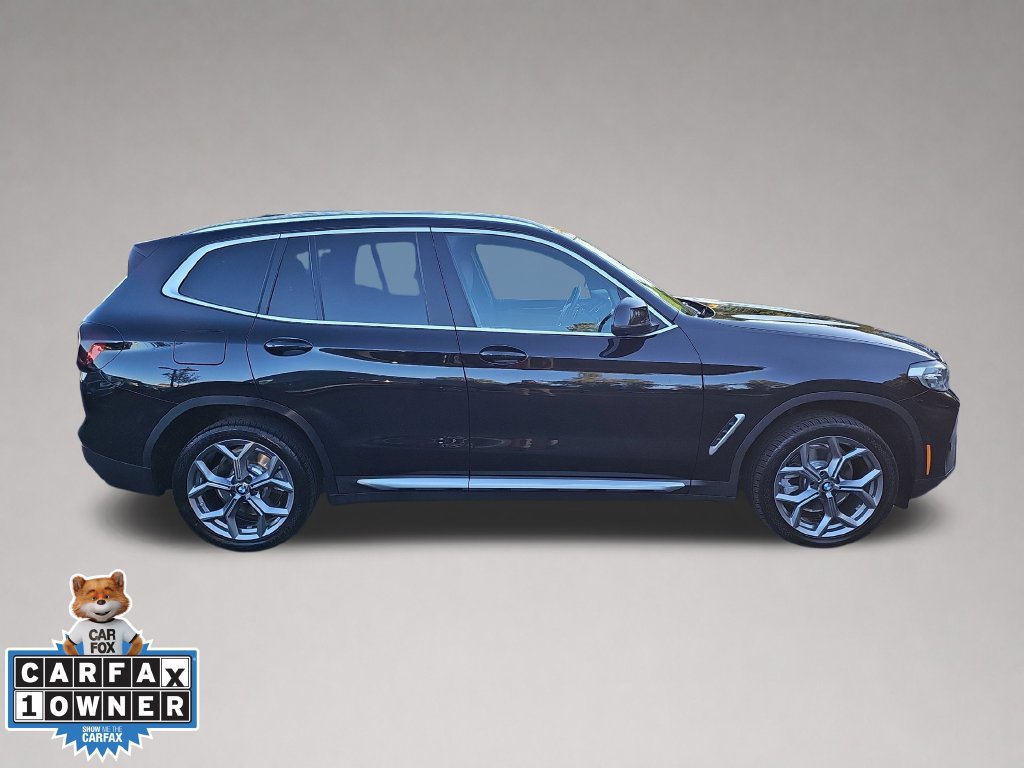 Used 2024 BMW X3 xDrive30i w/ Premium Package AWD/4WD image 3