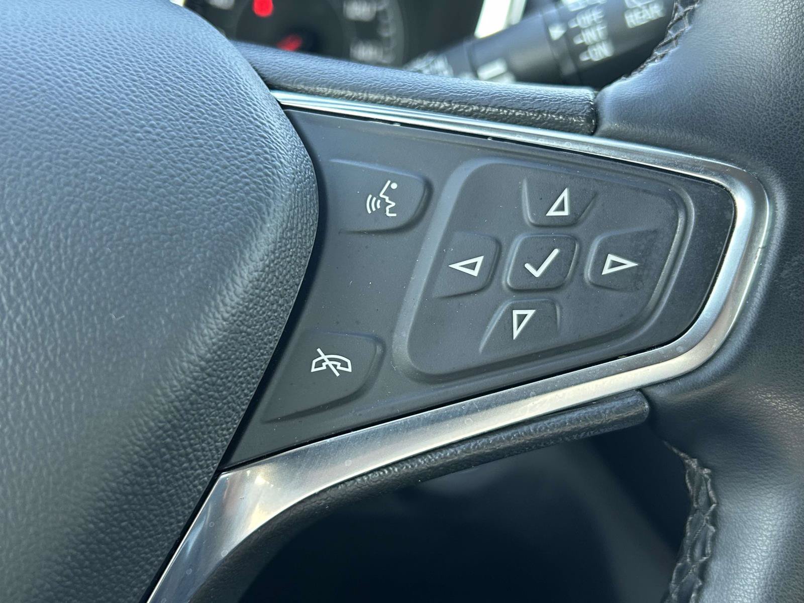 Used 2024 Chevrolet Equinox LT AWD/4WD image 22