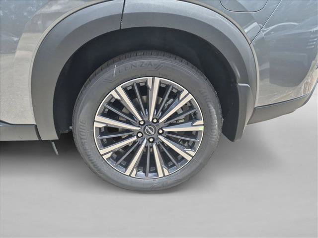 New 2026 Nissan Pathfinder Platinum FWD image 9