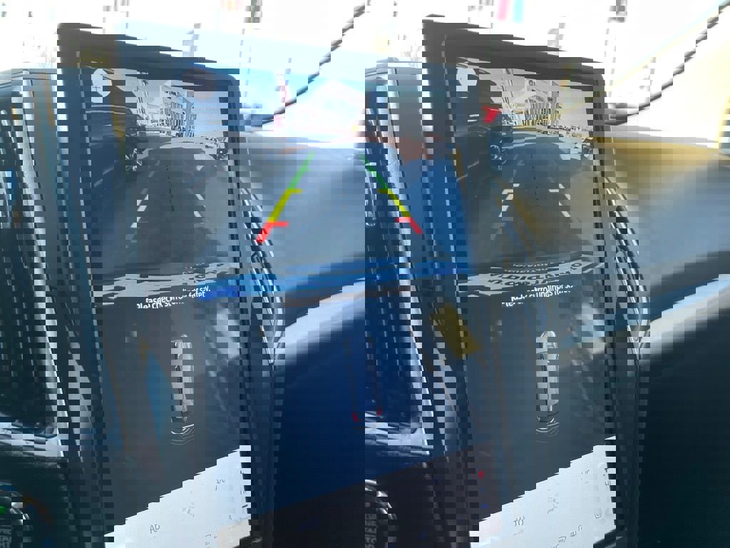 Used 2024 Ford Edge SEL image 13