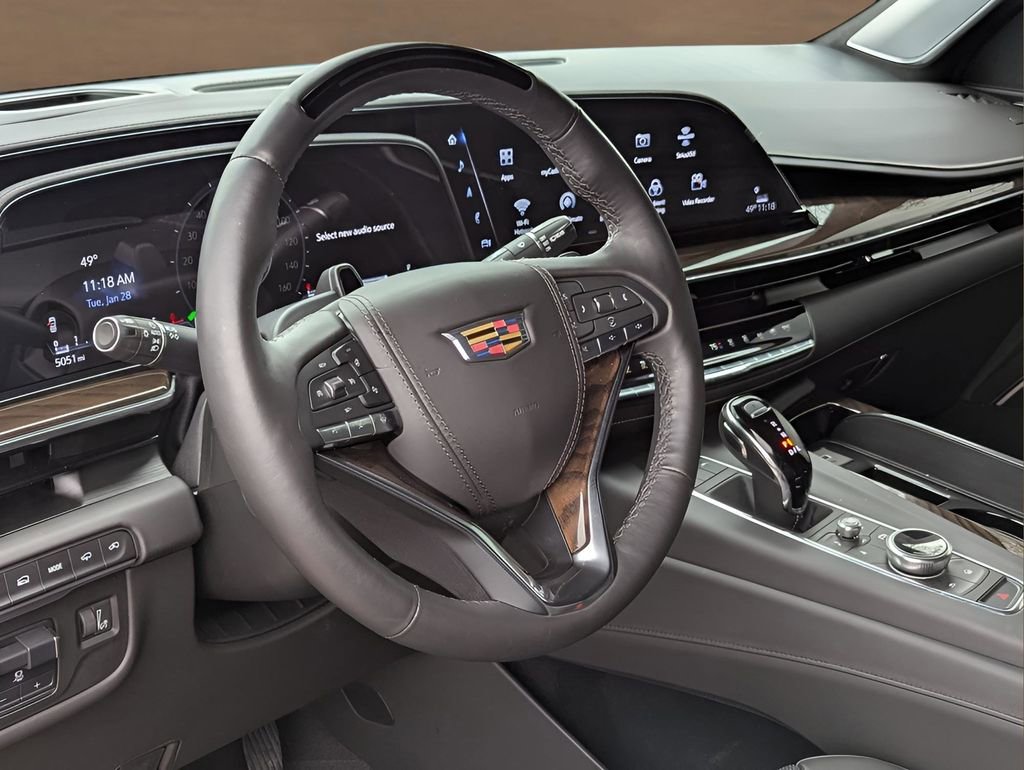 Used 2024 Cadillac Escalade Sport Platinum w/ LPO, ONYX Package image 8