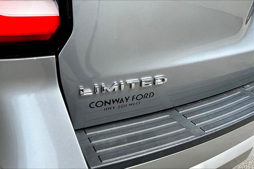 Used 2022 Ford Expedition Limited AWD/4WD image 26
