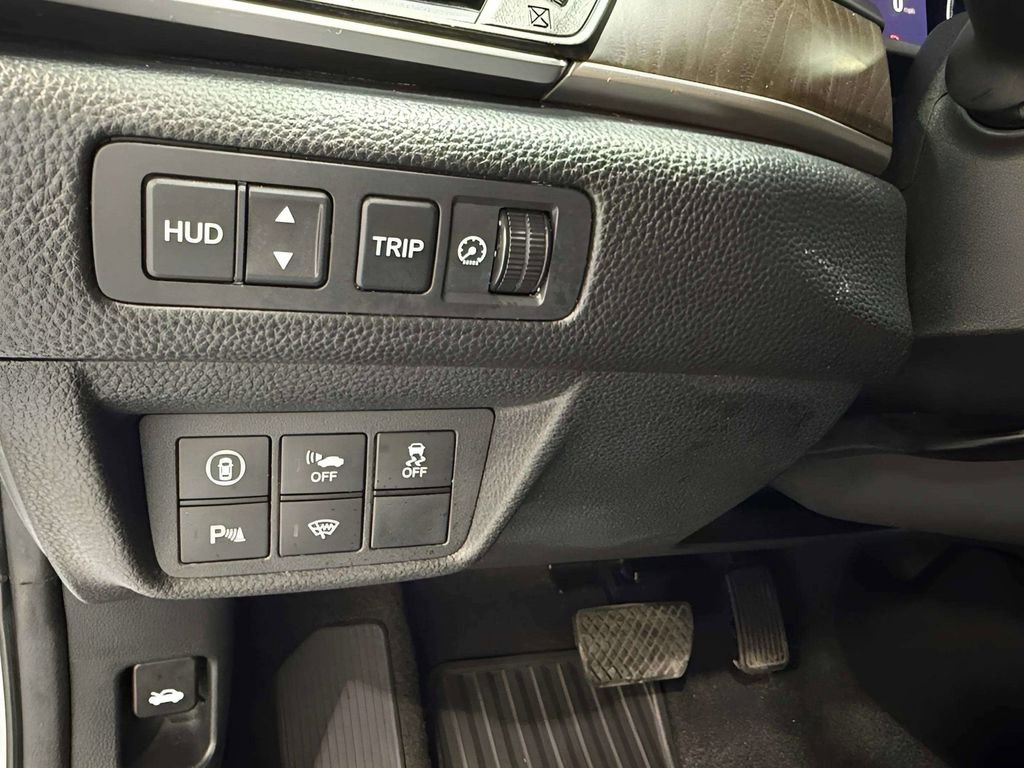 Used 2020 Honda Accord Touring image 35