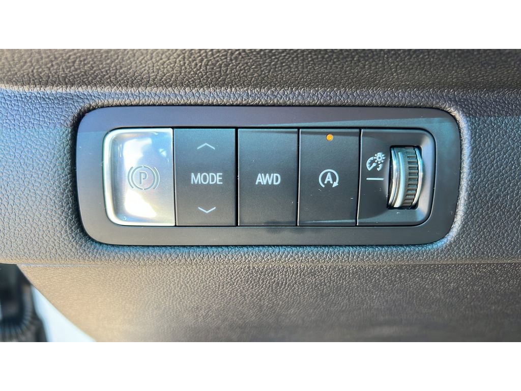 Certified 2026 Chevrolet Traverse High Country w/ LPO, Floor Liner Package image 23