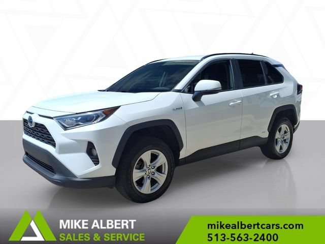 Used 2021 Toyota RAV4 XLE AWD/4WD image 3