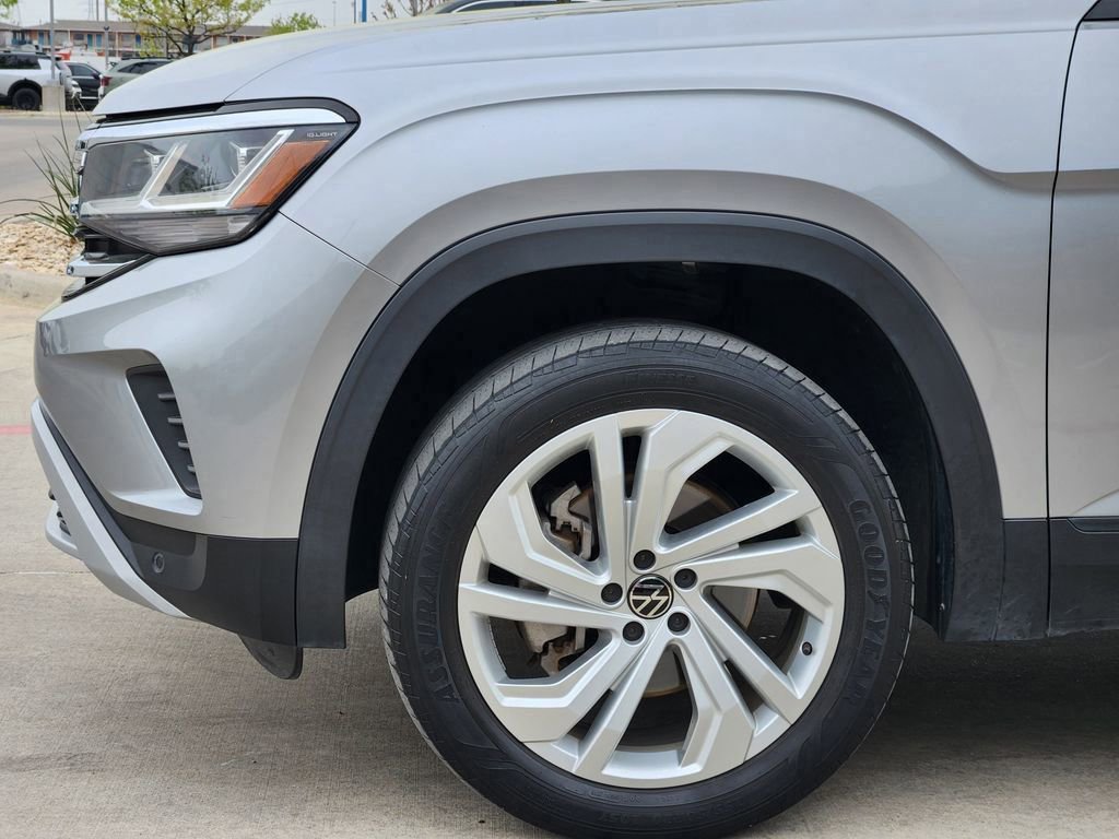 Used 2023 Volkswagen Atlas SE w/ Panoramic Sunroof Package AWD/4WD image 8