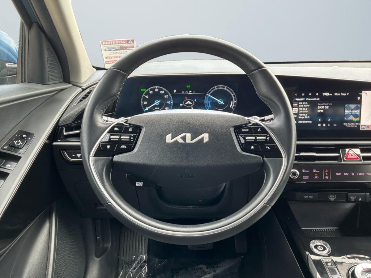 Used 2023 Kia Niro Wind FWD image 11