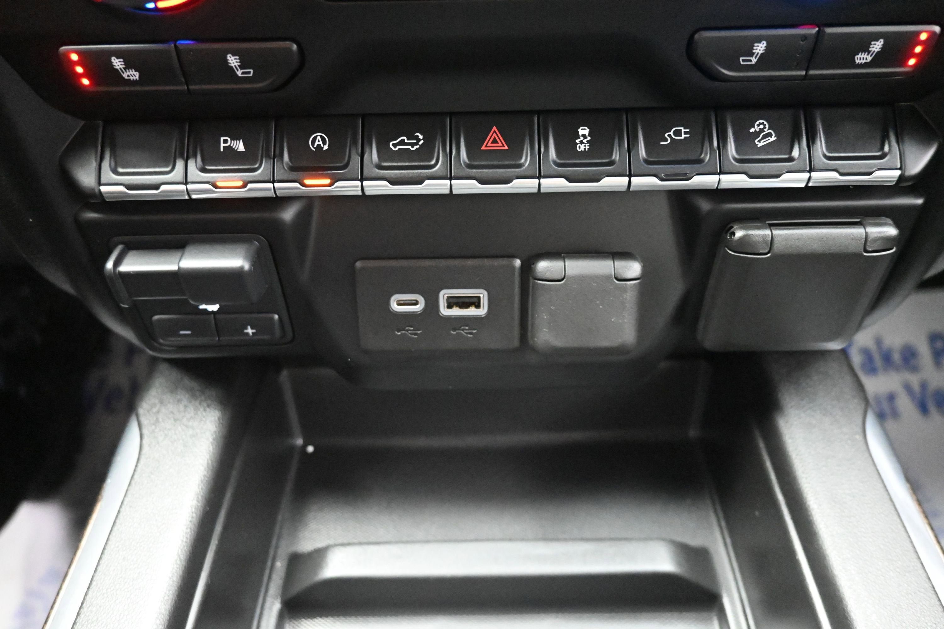 Used 2020 Chevrolet Silverado 1500 LT Trail Boss AWD/4WD image 20