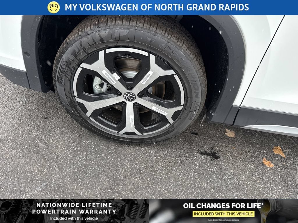 New 2026 Volkswagen Tiguan SE AWD/4WD image 24
