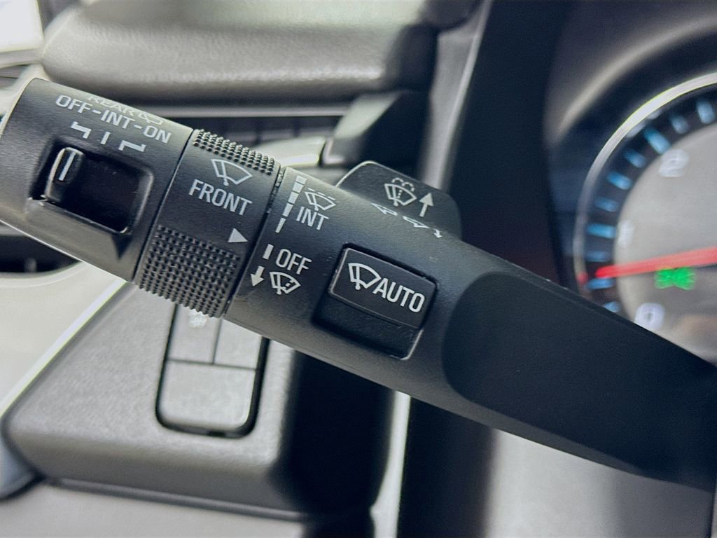 Used 2015 Chevrolet Tahoe LS image 13