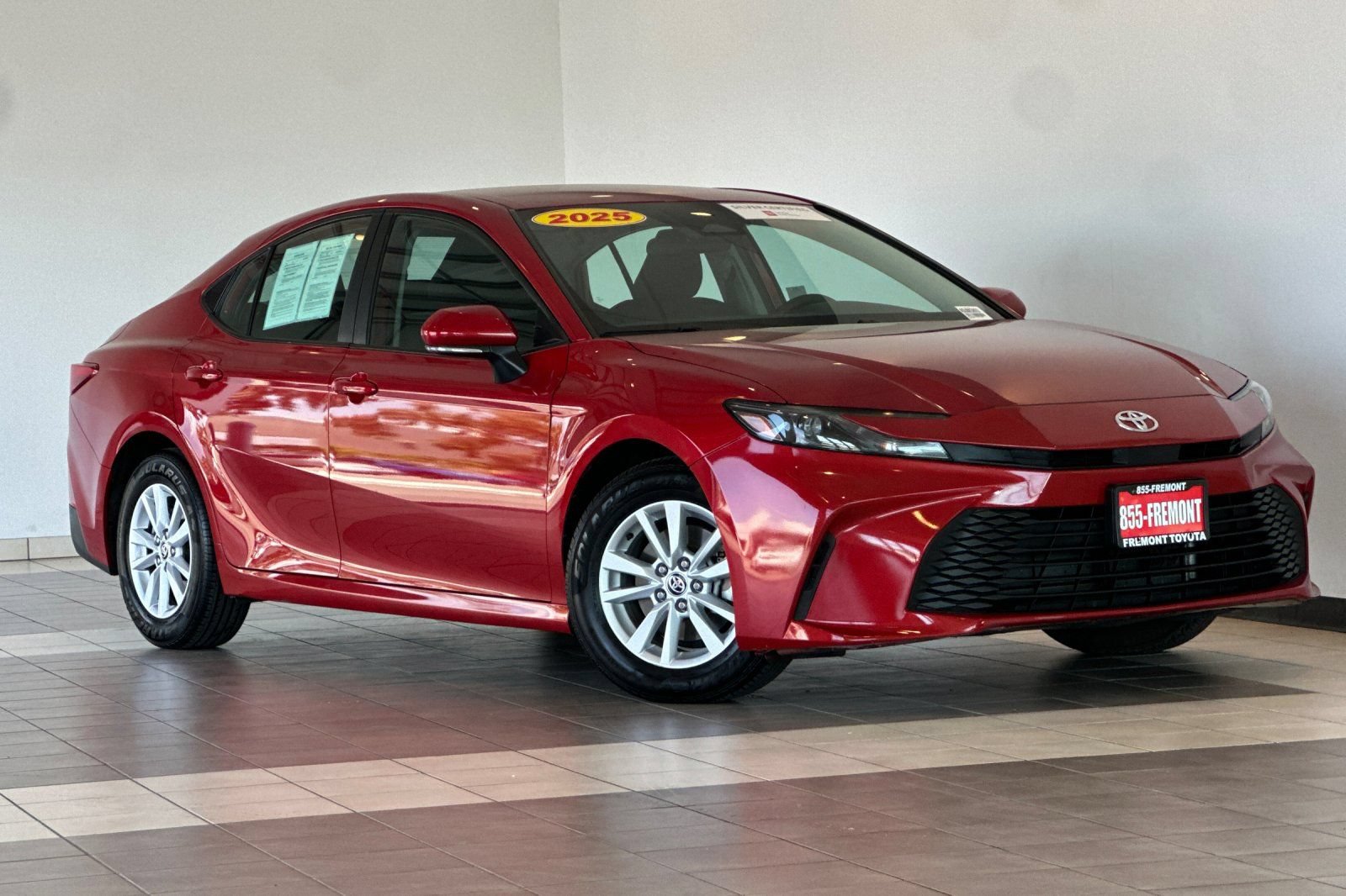 Certified 2025 Toyota Camry LE FWD image 2