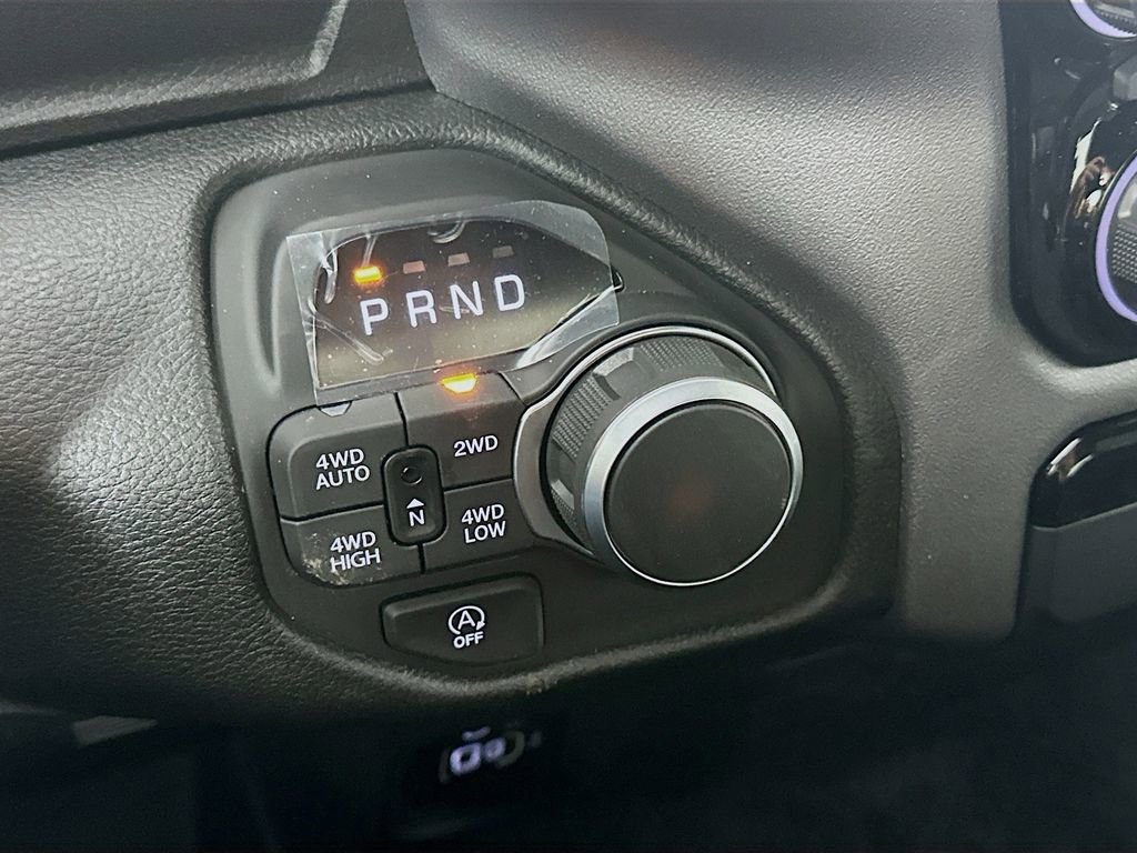 New 2025 RAM 1500 Big Horn image 12