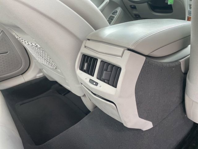 Used 2011 Cadillac CTS Luxury RWD image 49