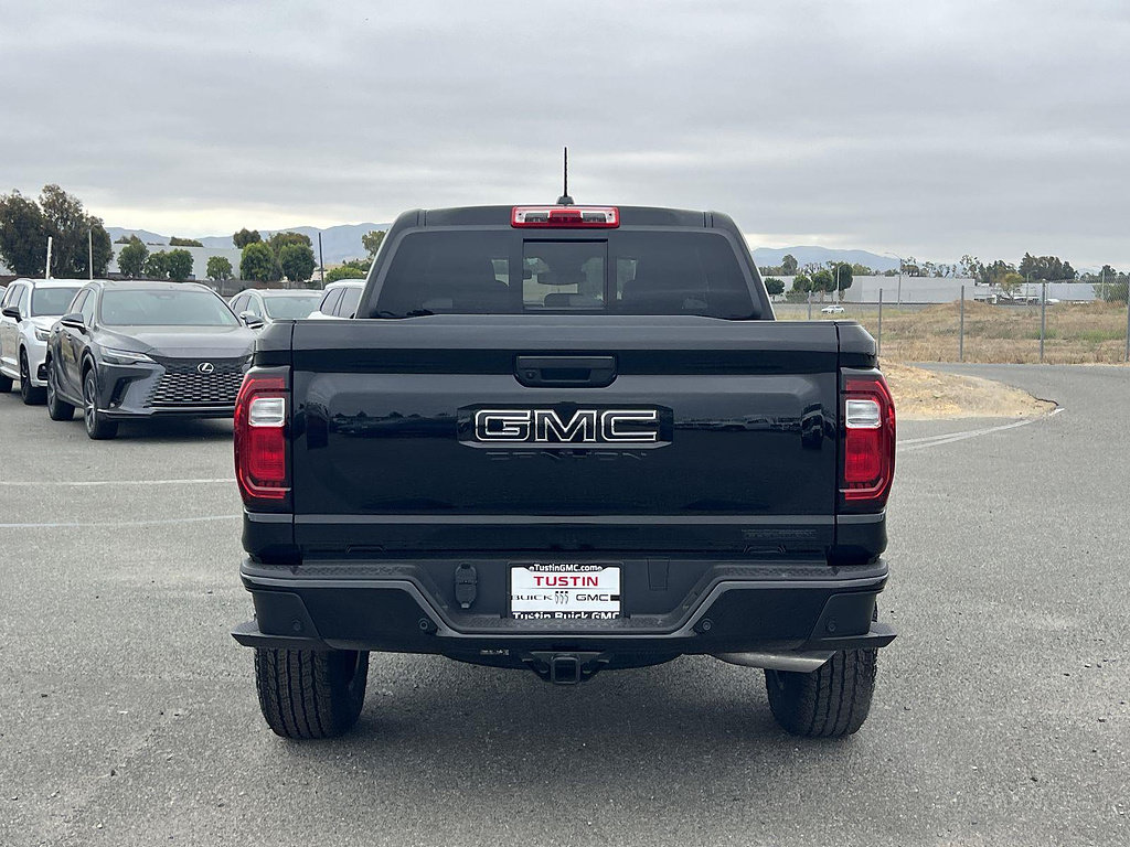 New 2026 GMC Canyon Elevation w/ LPO, Black Badging Package RWD image 4