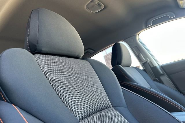 Used 2020 Subaru Crosstrek 2.0i Premium AWD/4WD image 18