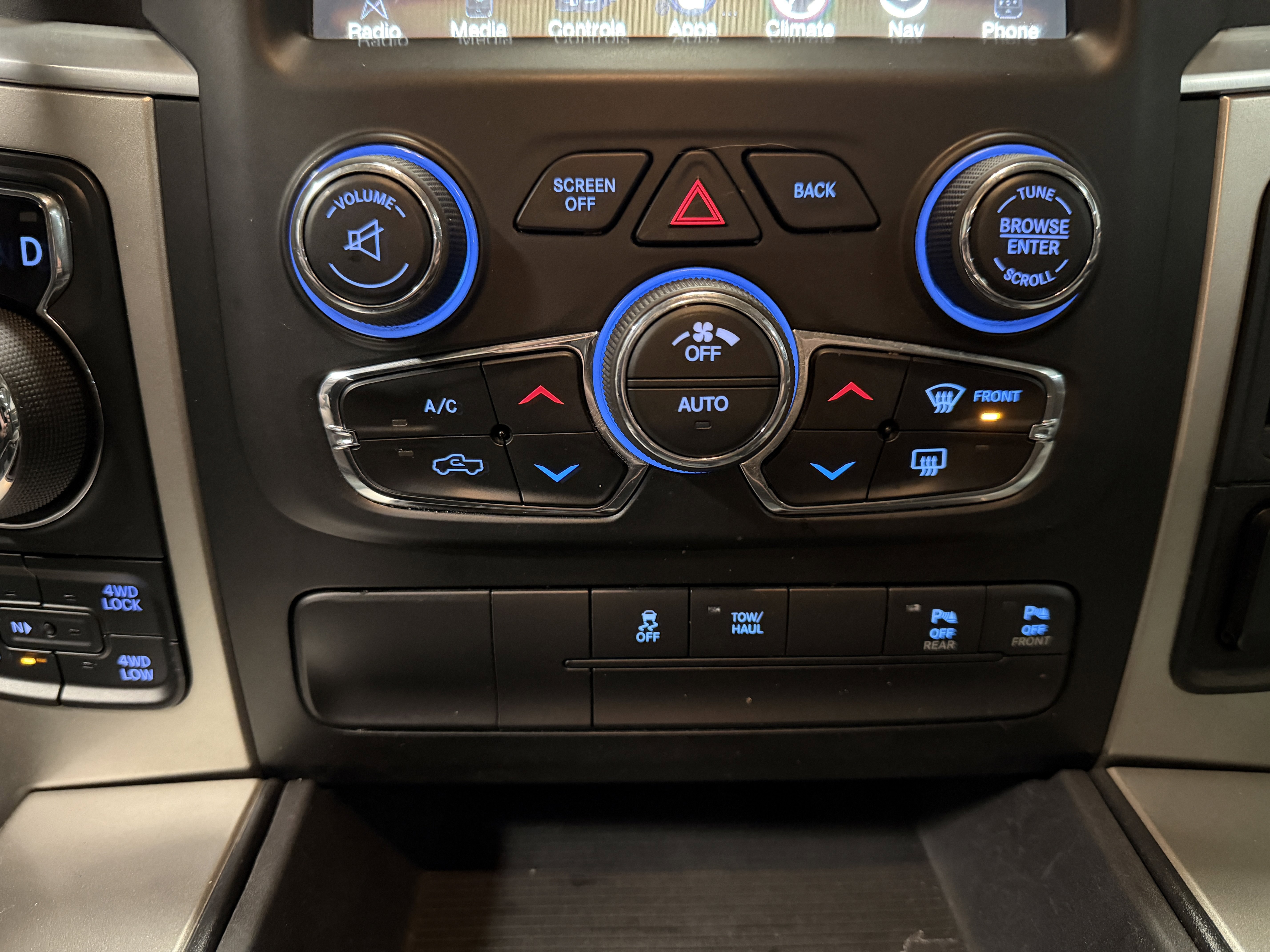 Used 2017 RAM 1500 Big Horn image 10