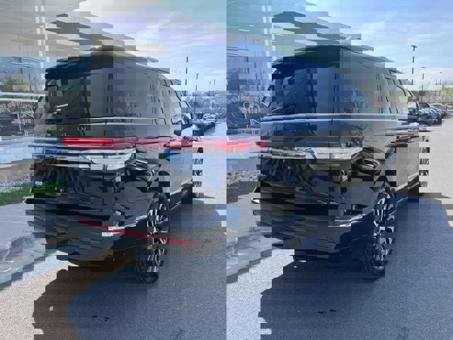 Used 2023 Lincoln Navigator L Black Label image 8