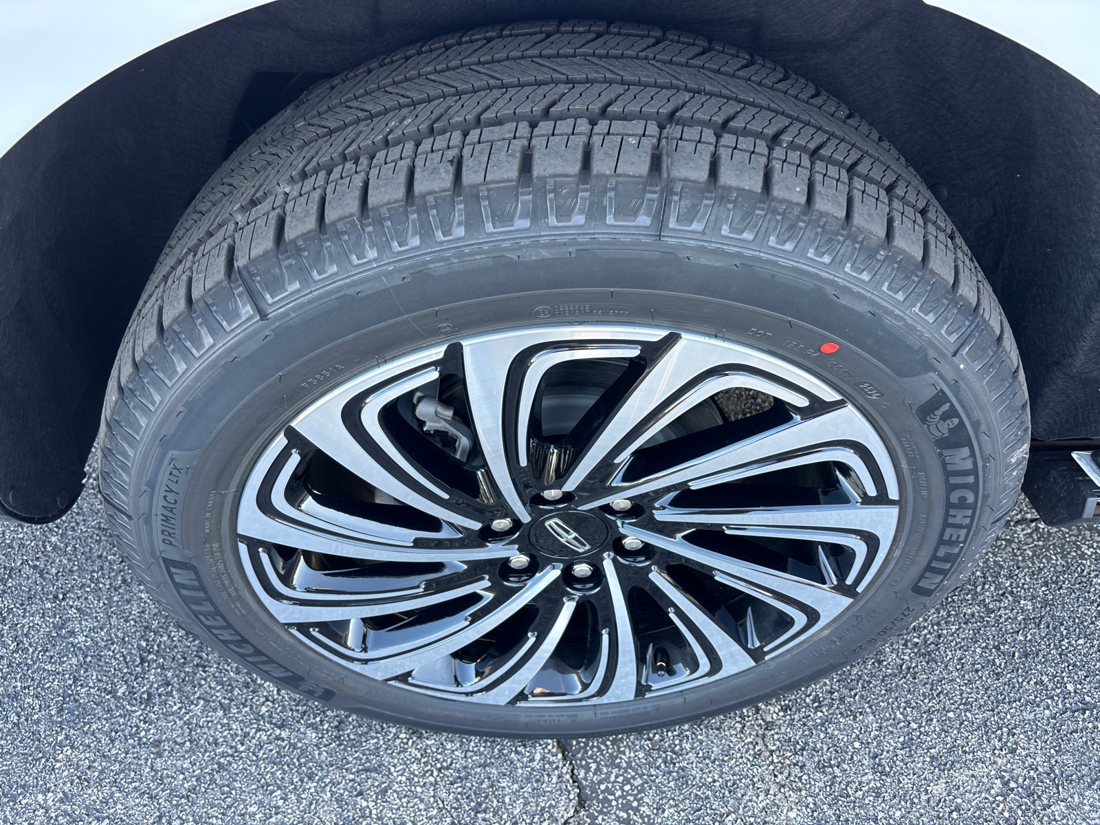 New 2027 Lincoln Navigator Black Label AWD/4WD image 10
