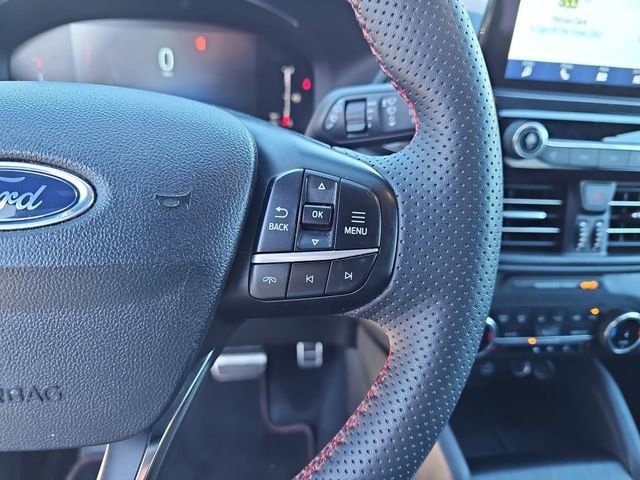 Used 2023 Ford Escape ST-Line image 19