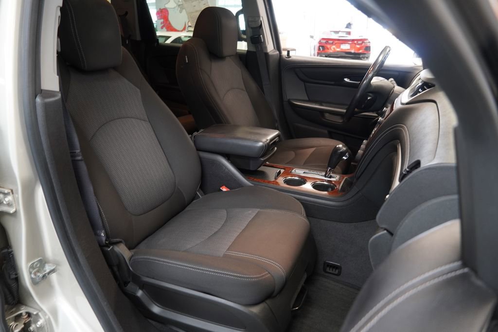 Used 2013 Chevrolet Traverse LT w/ All-Star Edition image 36