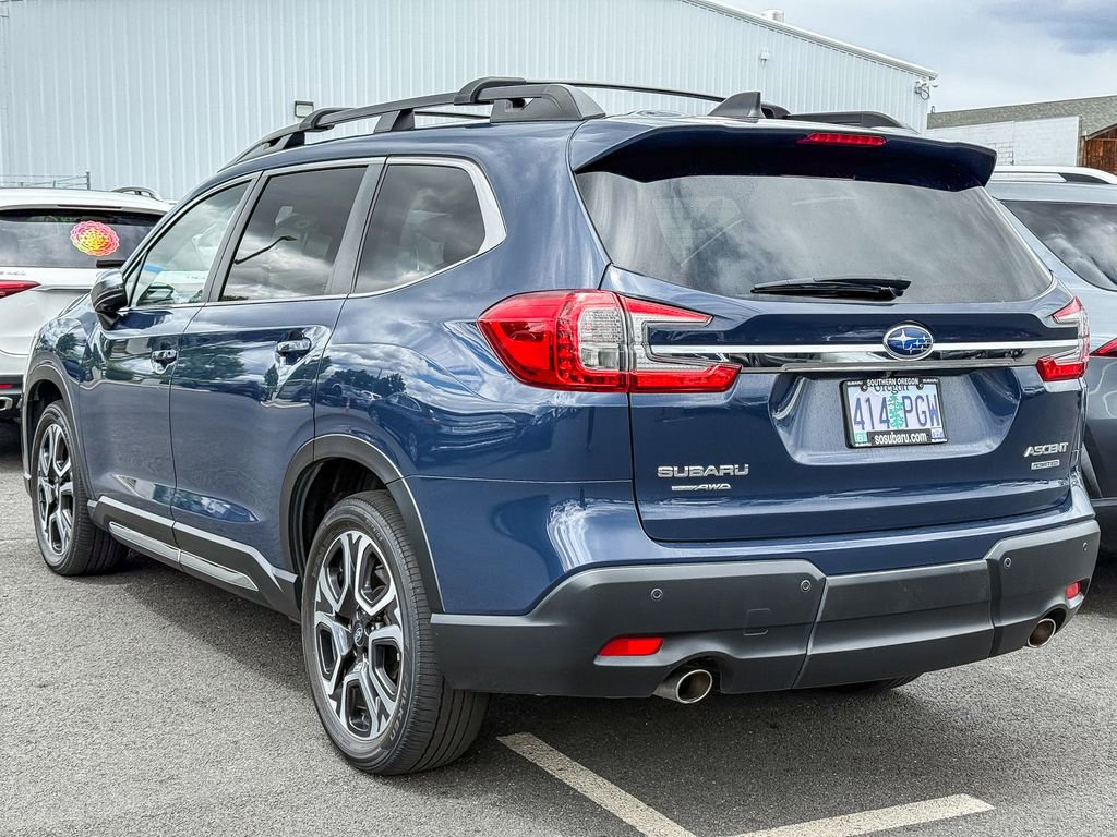 Used 2023 Subaru Ascent Limited w/ Technology Package AWD/4WD image 8