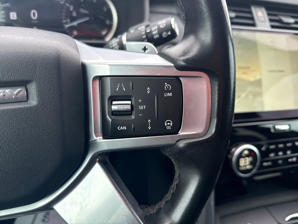 New 2023 Land Rover Discovery S R-Dynamic image 20