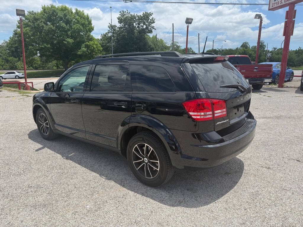 Used 2018 Dodge Journey SE w/ Popular Equipment Group FWD image 7