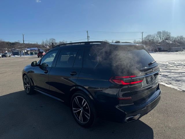 Used 2023 BMW X7 xDrive40i w/ M Sport Package AWD/4WD image 12