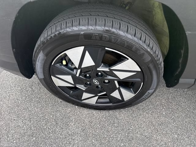 Used 2024 Hyundai Kona SEL AWD/4WD image 38