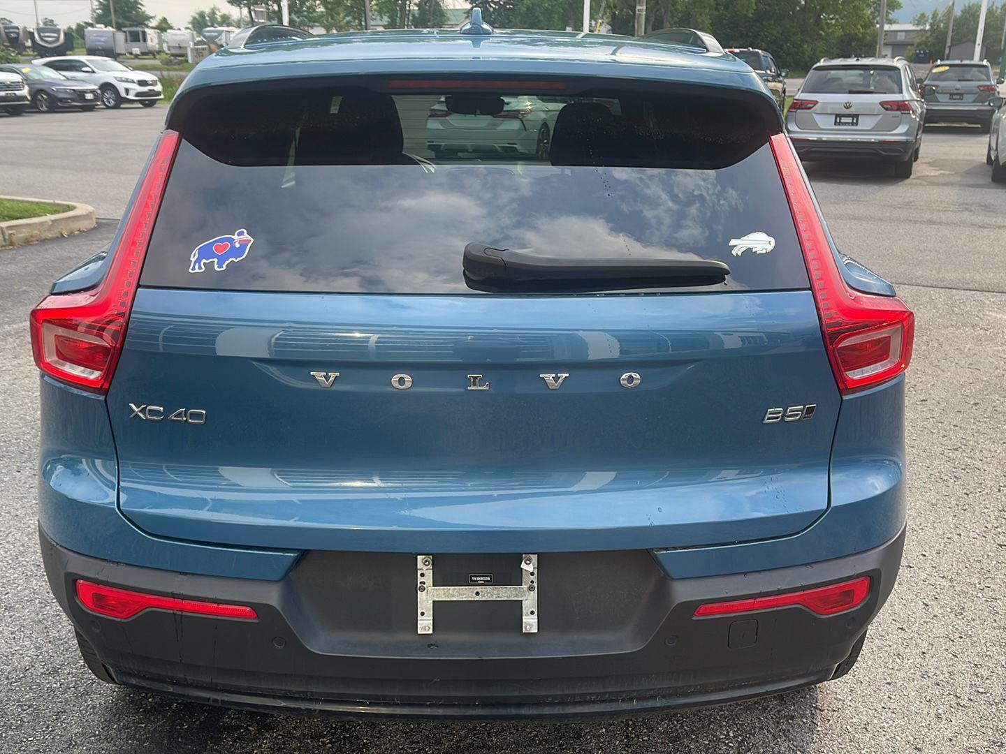 Used 2024 Volvo XC40 B5 Core AWD/4WD image 5