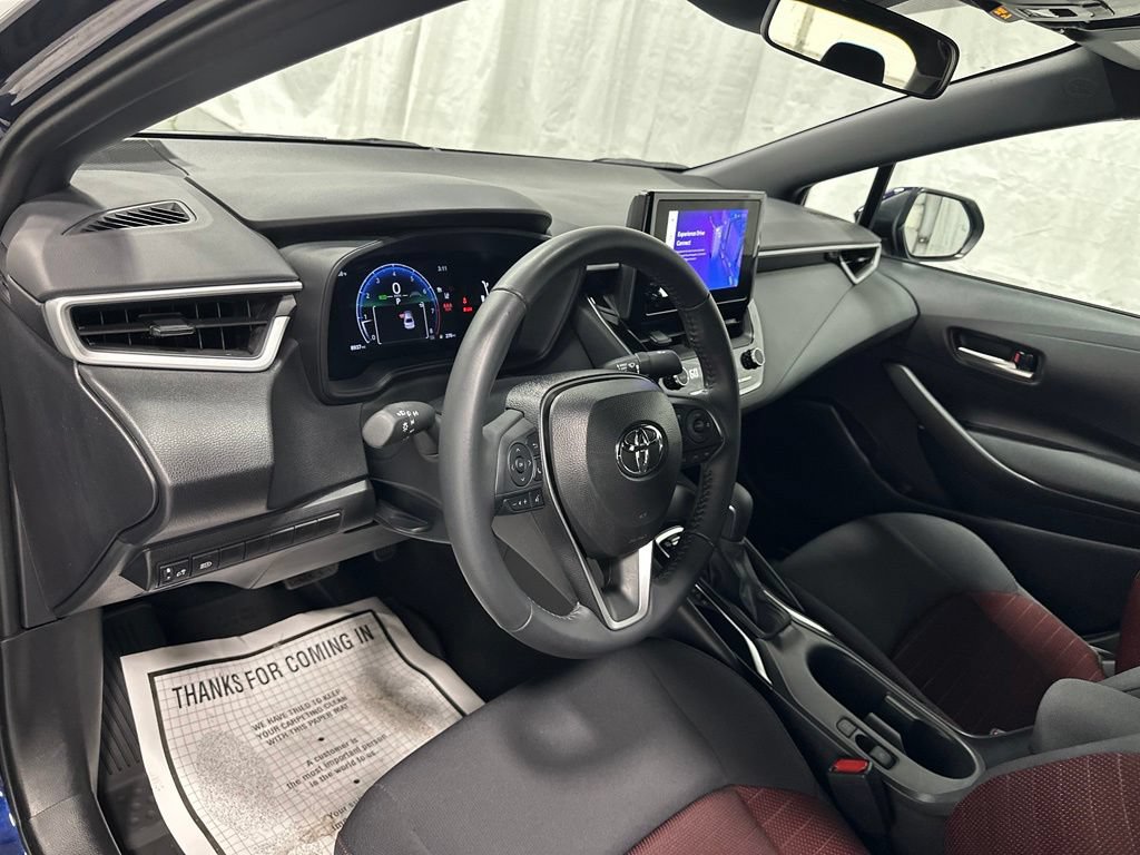 Used 2026 Toyota Corolla SE FWD image 15