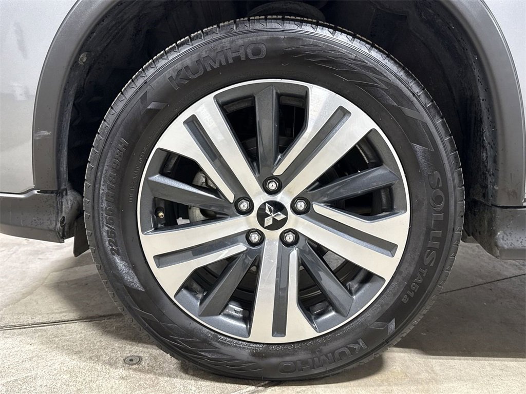 Used 2022 Mitsubishi Outlander Sport SE image 26