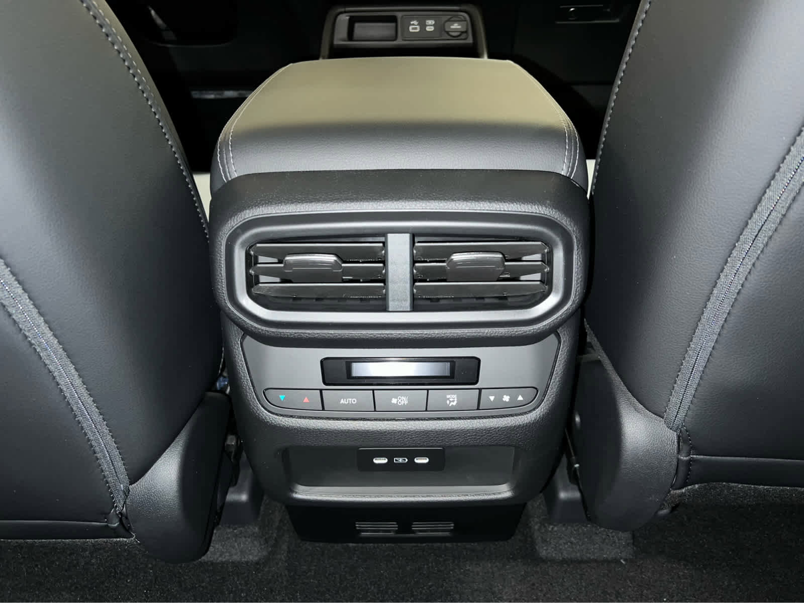 New 2025 Honda Pilot EX-L image 13