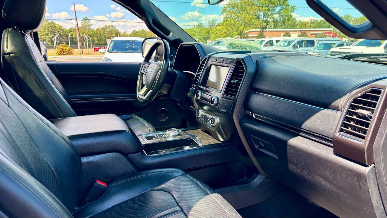 Used 2019 Ford Expedition Max Limited w/ Texas Edition Package RWD image 12
