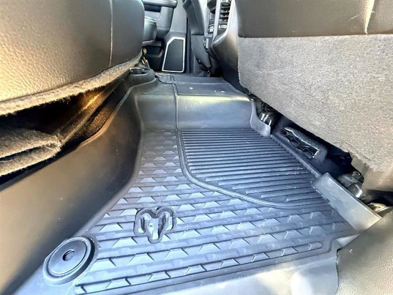 Used 2021 RAM 3500 Laramie image 27