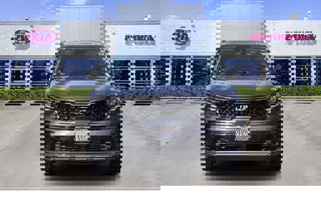 Certified 2024 Kia Sorento EX image 2