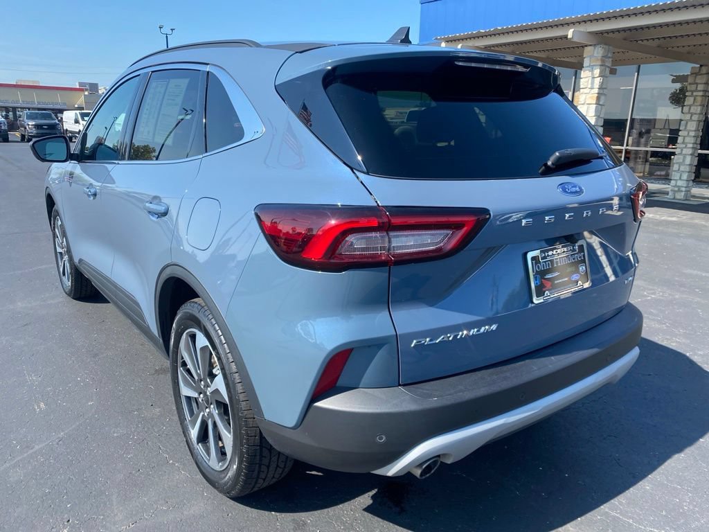 Used 2023 Ford Escape Platinum AWD/4WD image 5