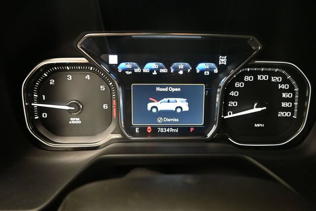 Used 2021 GMC Yukon XL AT4 w/ Rear Media and Nav Package AWD/4WD image 11