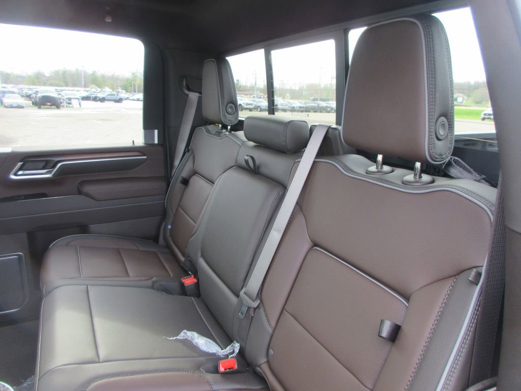 New 2026 GMC Sierra 3500 Denali image 13