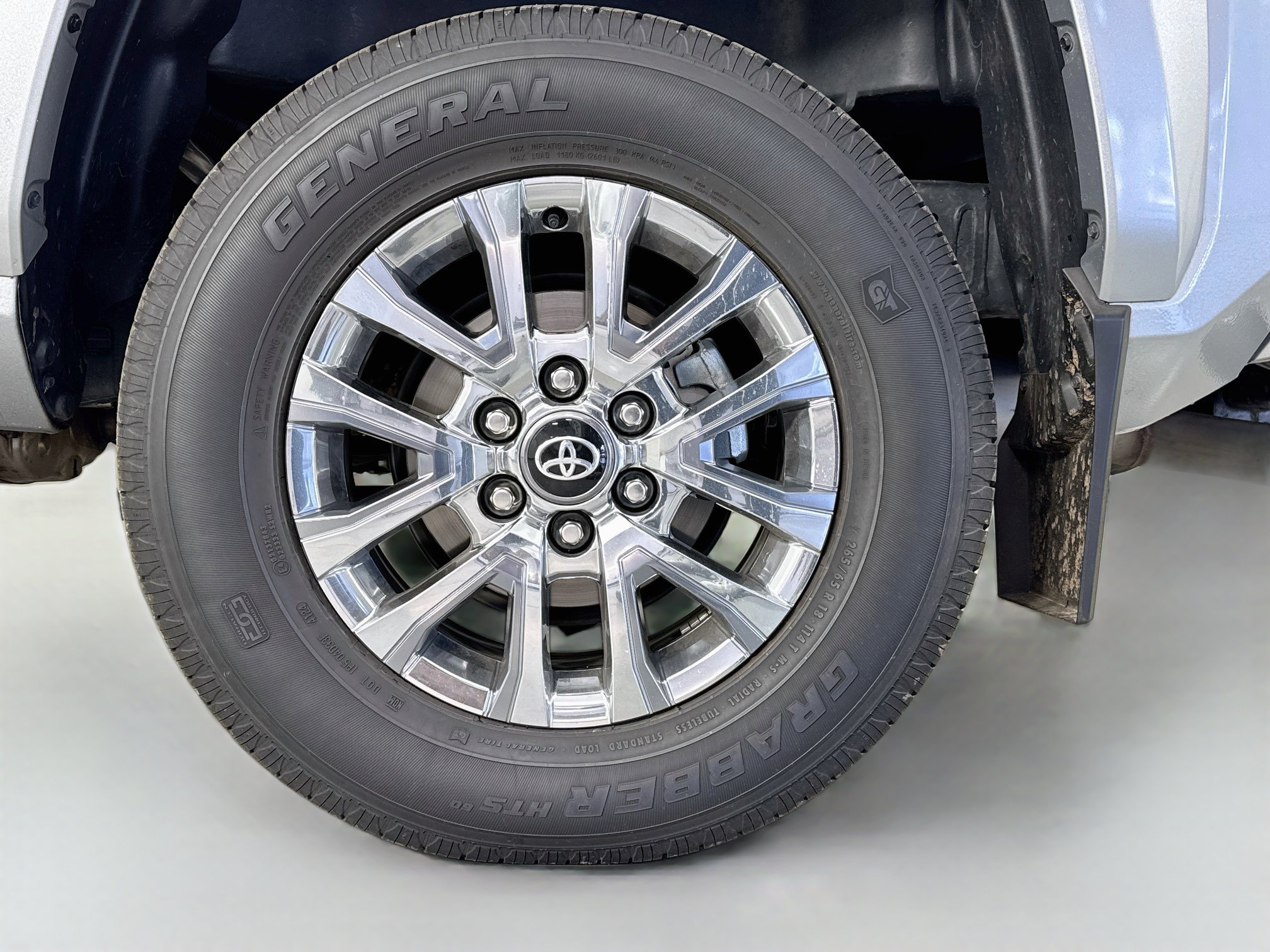 Certified 2024 Toyota Tacoma Limited w/ Limited Package (LT) AWD/4WD image 34