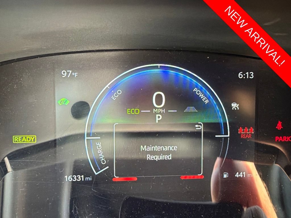 Used 2025 Toyota Camry SE w/ Multimedia Upgrade Package FWD image 9