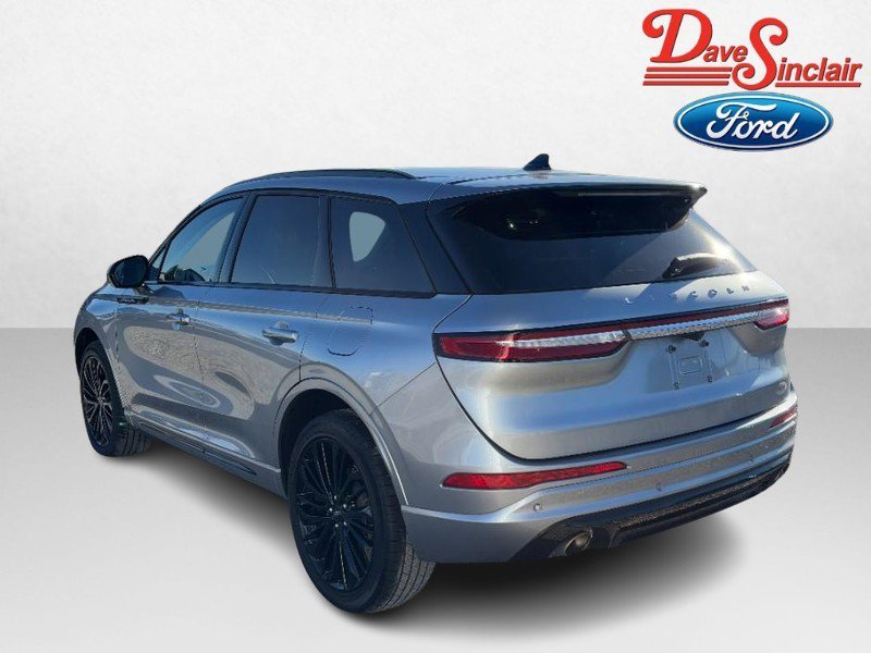 Used 2023 Lincoln Corsair Reserve w/ Jet Appearance Package image 9