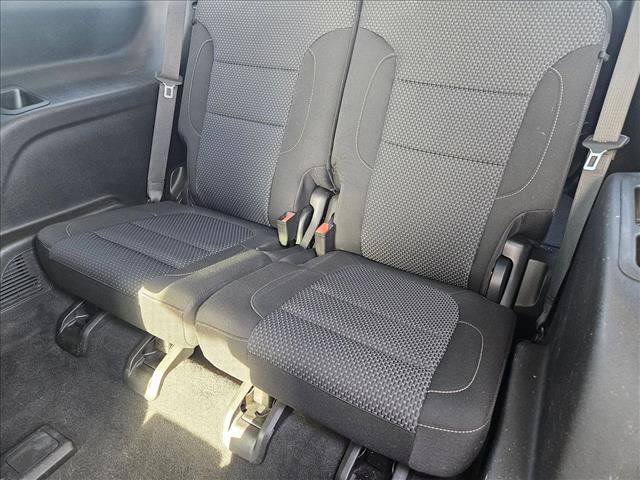 Used 2021 GMC Acadia SLE w/ Driver Convenience Package FWD image 19