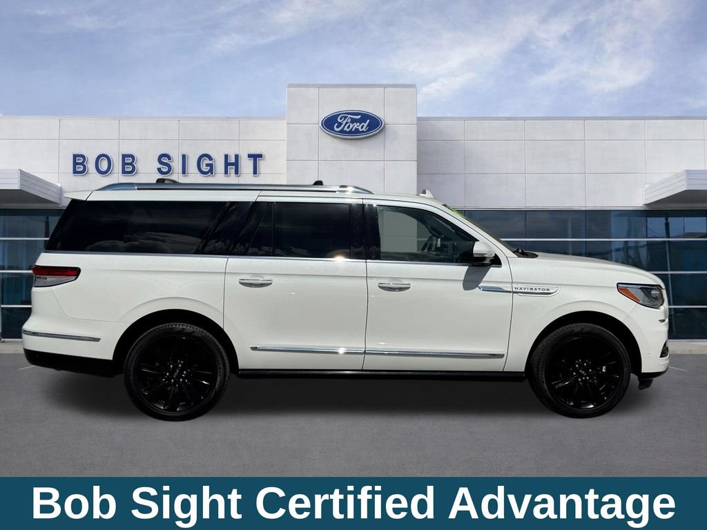 Used 2024 Lincoln Navigator L Reserve AWD/4WD image 4