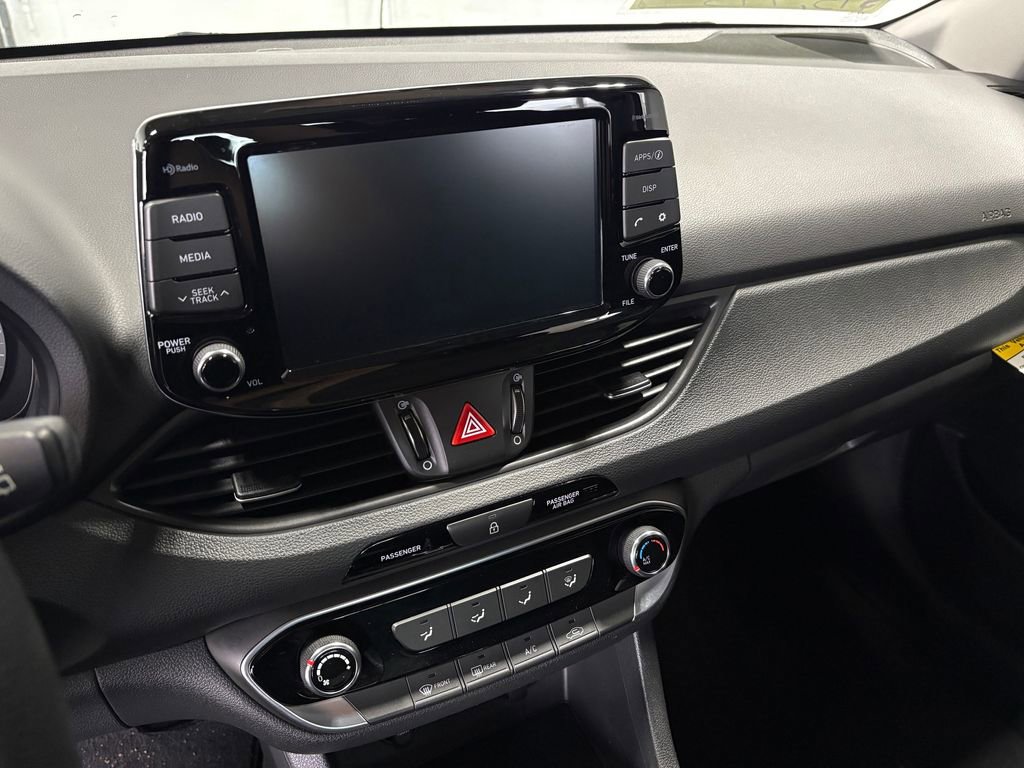 Used 2018 Hyundai Elantra GT FWD image 23