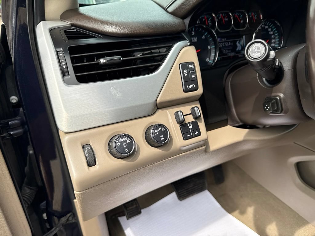 Used 2019 GMC Yukon SLT w/ HD Trailering Package AWD/4WD image 29