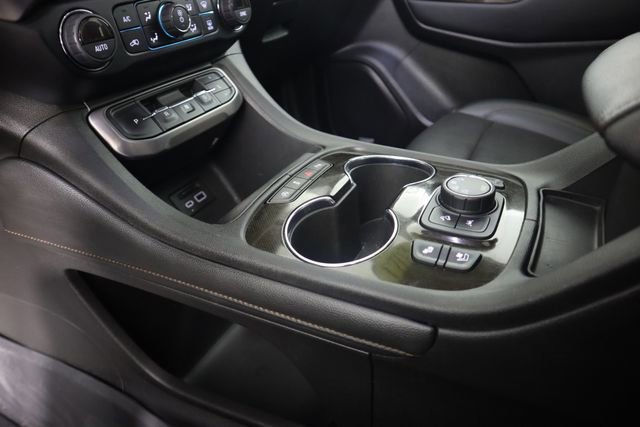 Used 2021 GMC Acadia AT4 w/ Technology Package image 55